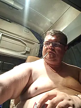 Snapshot of Grase44 chatting on 11-29-25, 10:46 Grase44 online show from 11-29-25, 10:46