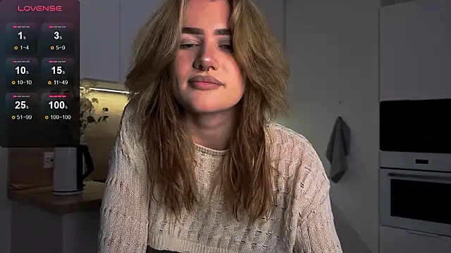 Snapshot of eshleeygreen chatting on 02-20-26, 07:58 eshleeygreen online show from 02-20-26, 07:58