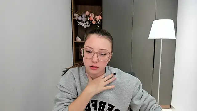 MarguriteNorwood online show from 11-06-25, 03:07