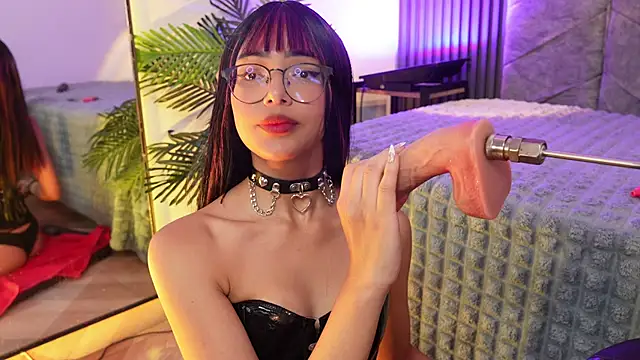  ViolletteNoir  online show from 03-27-26, 08:41