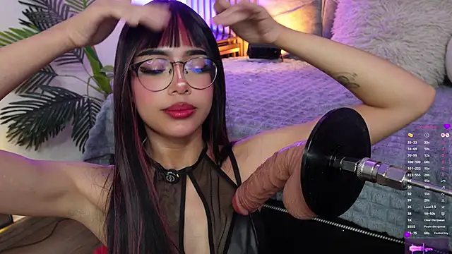 ViolletteNoir  online show from 06-11-26, 08:51