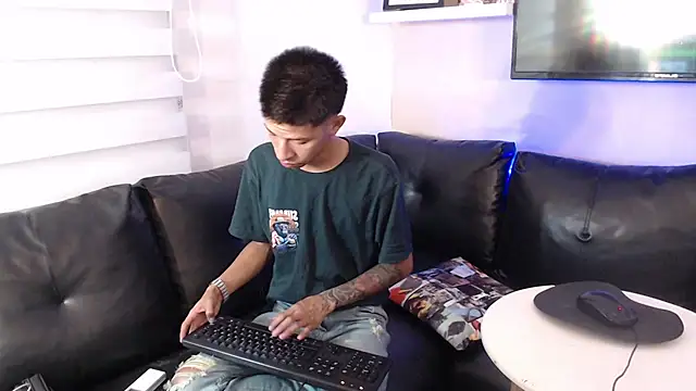 Snapshot of Tessachains_2_ chatting on 01-09-26, 03:59 Tessachains 2 online show from 01-09-26, 03:59