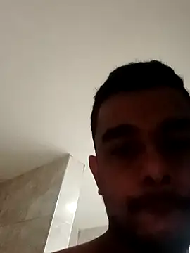 Snapshot of ParlousCarpet chatting on 11-25-25, 10:15 ParlousCarpet online show from 11-25-25, 10:15