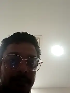 Snapshot of ParlousCarpet chatting on 02-26-26, 11:26 ParlousCarpet online show from 02-26-26, 11:26