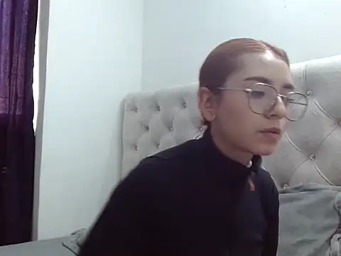 Carolinapinnkman online show from 11-25-25, 07:47