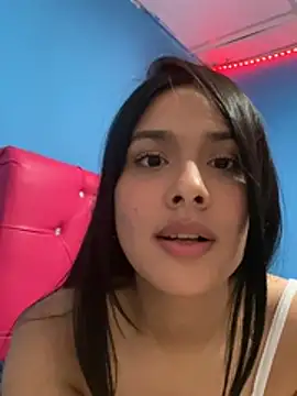 Snapshot of Chiquinquira3 chatting on 05-23-26, 05:01 Chiquinquira3 online show from 05-23-26, 05:01