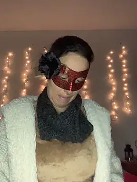 massagistahotbrunette online show from 02-06-26, 10:46