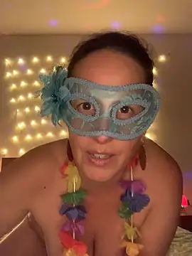 Snapshot of massagistahotbrunette chatting on 06-10-26, 09:35 massagistahotbrunette online show from 06-10-26, 09:35
