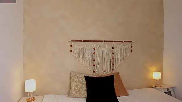  hanna sky online show from 04-27-26, 06:50