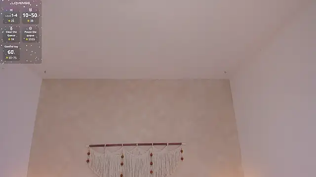 Snapshot of _hanna_sky chatting on 06-11-26, 06:17 hanna sky online show from 06-11-26, 06:17