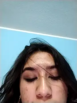 Snapshot of madeline_lx chatting on 11-13-25, 03:38 madeline lx online show from 11-13-25, 03:38