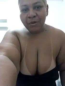 Snapshot of gatabaiana chatting on 11-09-25, 11:30 gatabaiana online show from 11-09-25, 11:30