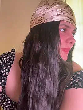 candicewest  online show from 04-25-26, 04:48