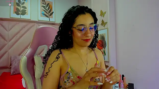 DemiJones  online show from 12-05-25, 04:21