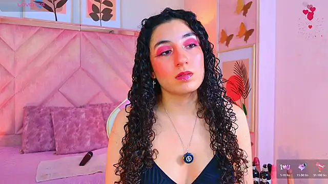 Snapshot of DemiJones_ chatting on 05-16-26, 04:31 DemiJones online show from 05-16-26, 04:31