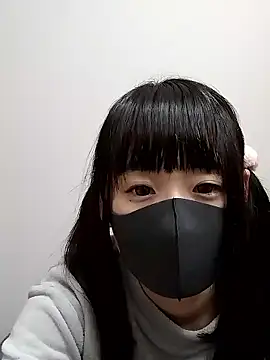 Snapshot of yuna-yourgirlfriend chatting on 01-13-26, 01:05 yuna-yourgirlfriend online show from 01-13-26, 01:05