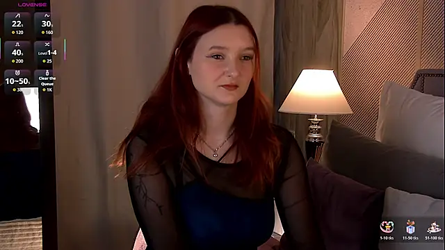 Ellllie online show from 12-14-25, 07:03