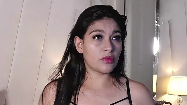 Snapshot of LannyShell chatting on 01-06-26, 05:27 LannyShell online show from 01-06-26, 05:27