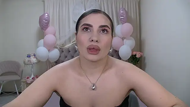 AdrianaTorres online show from 02-26-26, 05:39