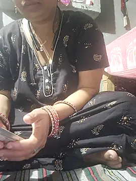 Snapshot of ZANUUA chatting on 11-15-25, 06:26 ZANUUA online show from 11-15-25, 06:26