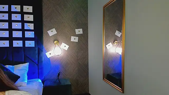 moon sanny online show from 04-05-26, 01:03