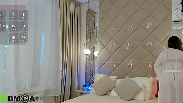 Snapshot of moon_sanny chatting on 05-21-26, 01:01 moon sanny online show from 05-21-26, 01:01