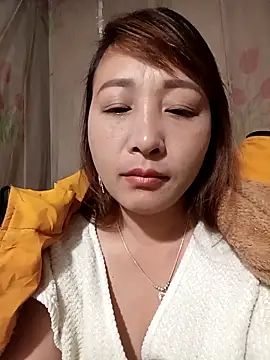 Missa-kute20 online show from 11-28-25, 08:55