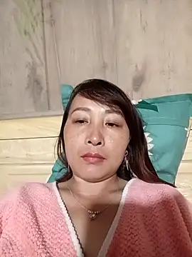 Missa-kute20 online show from 04-24-26, 05:43