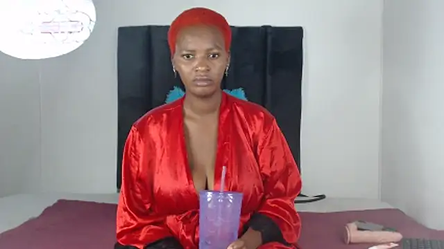 Miss-Berries online show from 12-03-25, 02:04