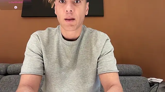 Snapshot of marcoo_x chatting on 12-03-25, 12:47 marcoo x online show from 12-03-25, 12:47