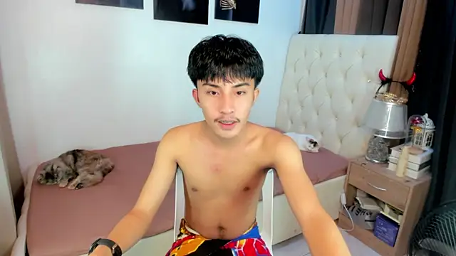 Snapshot of Urloverhardcock chatting on 12-05-25, 06:15 Urloverhardcock online show from 12-05-25, 06:15