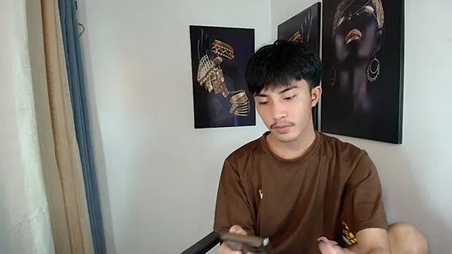 Snapshot of Urloverhardcock chatting on 12-15-25, 04:50 Urloverhardcock online show from 12-15-25, 04:50