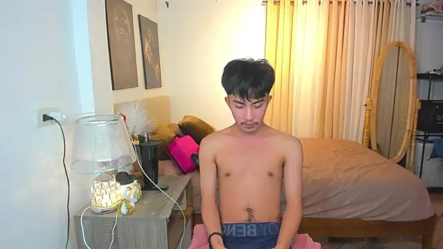 Snapshot of Urloverhardcock chatting on 03-06-26, 09:22 Urloverhardcock online show from 03-06-26, 09:22