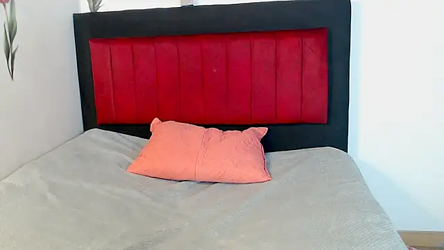 Snapshot of AMARYXS chatting on 02-15-26, 07:10 AMARYXS online show from 02-15-26, 07:10