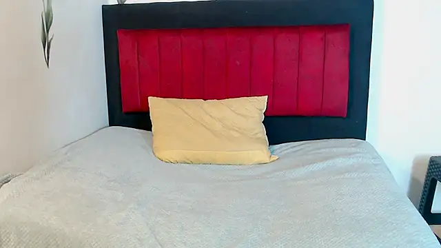 Snapshot of AMARYXS chatting on 02-19-26, 06:37 AMARYXS online show from 02-19-26, 06:37