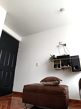 Snapshot of ALEJA__22 chatting on 12-02-25, 12:32 ALEJA 22 online show from 12-02-25, 12:32