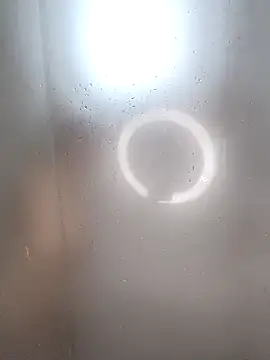 Snapshot of ALEJA__22 chatting on 12-17-25, 12:00 ALEJA 22 online show from 12-17-25, 12:00