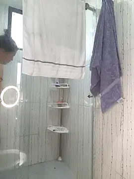 Snapshot of ALEJA__22 chatting on 01-14-26, 12:11 ALEJA 22 online show from 01-14-26, 12:11