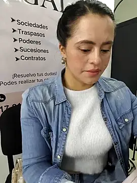 Snapshot of ALEJA__22 chatting on 02-05-26, 01:38 ALEJA 22 online show from 02-05-26, 01:38