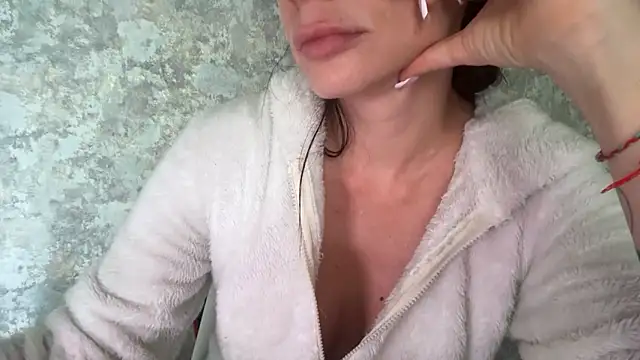 Angelinaa19 online show from 04-25-26, 01:41