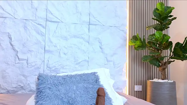 Brenda-Rosse online show from 02-28-26, 04:46