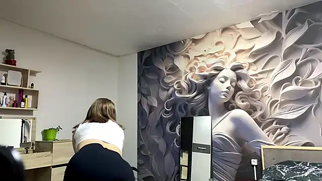 Snapshot of Evelinnight chatting on 11-08-25, 05:12 Evelinnight online show from 11-08-25, 05:12