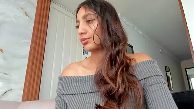 LilyGarcia online show from 06-16-26, 07:16