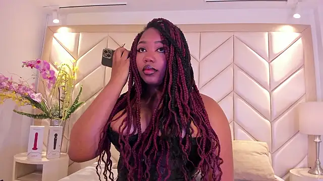 BrendaFernandez  online show from 01-19-26, 01:04