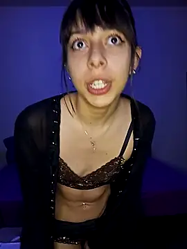 Snapshot of GabySMiller chatting on 03-12-26, 04:18 GabySMiller online show from 03-12-26, 04:18