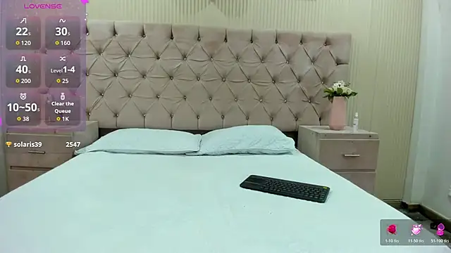 ZarinaWynne online show from 04-28-26, 01:38