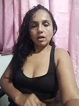 Snapshot of _Lizeth_ chatting on 03-15-26, 04:18 Lizeth online show from 03-15-26, 04:18