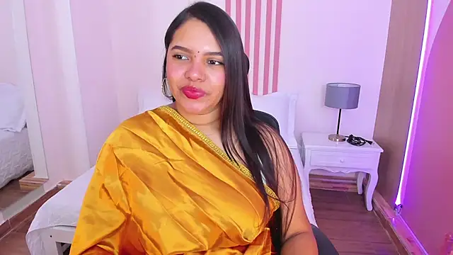 Snapshot of _Krishaa chatting on 11-12-25, 02:17 Krishaa online show from 11-12-25, 02:17