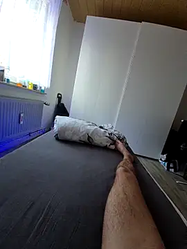 Snapshot of TirelessLot3 chatting on 03-04-26, 04:02 TirelessLot3 online show from 03-04-26, 04:02