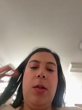 LorieFerrer online show from 09-18-25, 01:13